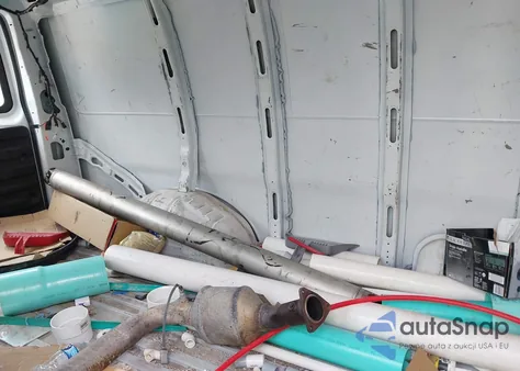 2019 Chevrolet Express 2500 Work Van from USA, damaged, VIN 1GCWGAFP5K1365688